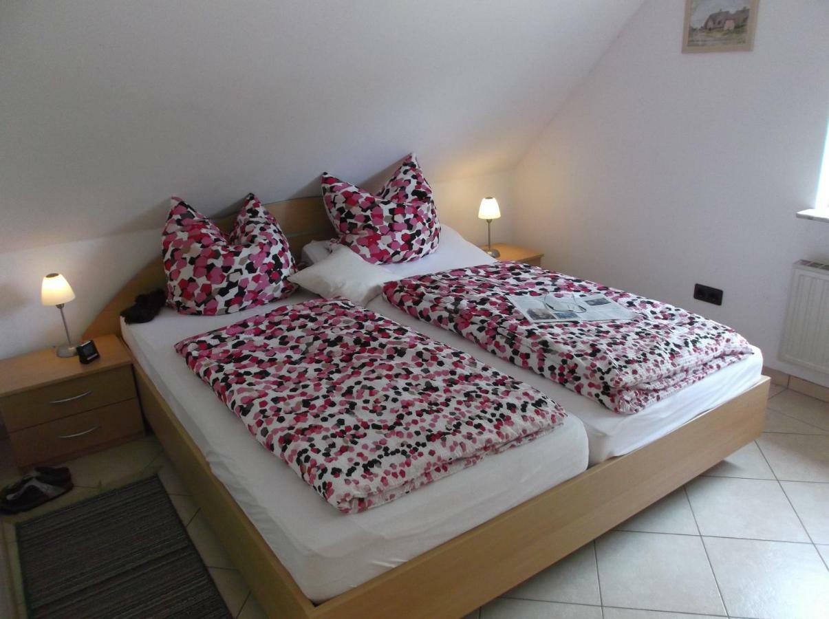 Ferienwohnung Anna Suderstapel 외부 사진